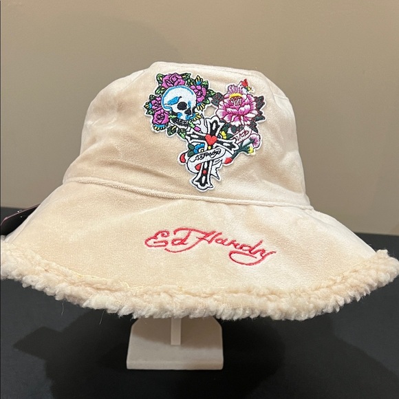Ed Hardy | Cream Faux Fur Bucket Hat - Picture 8 of 11